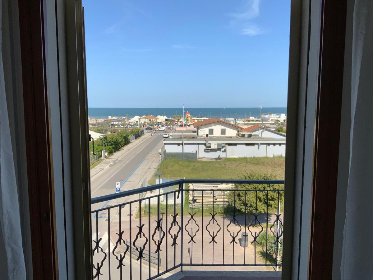 Al Mare Apartment Кіоджа Екстер'єр фото