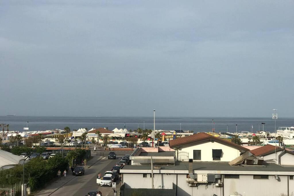 Al Mare Apartment Кіоджа Екстер'єр фото